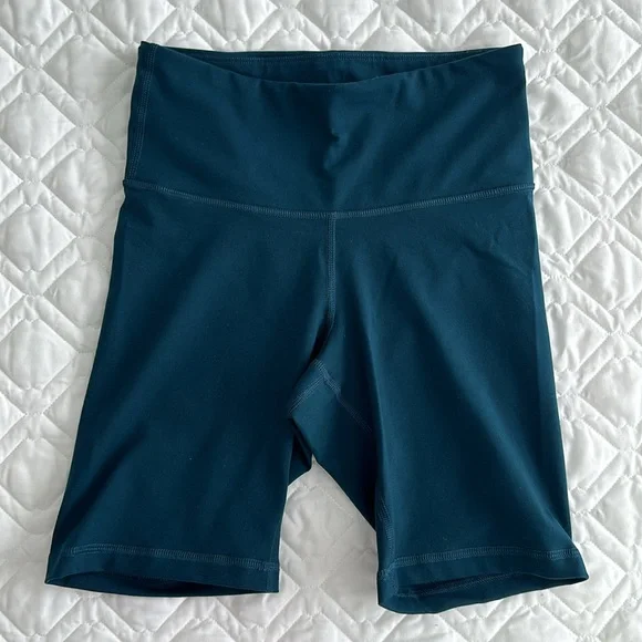 Old Navy Active Biker Shorts - 5 Pairs - Picture 5 of 6
